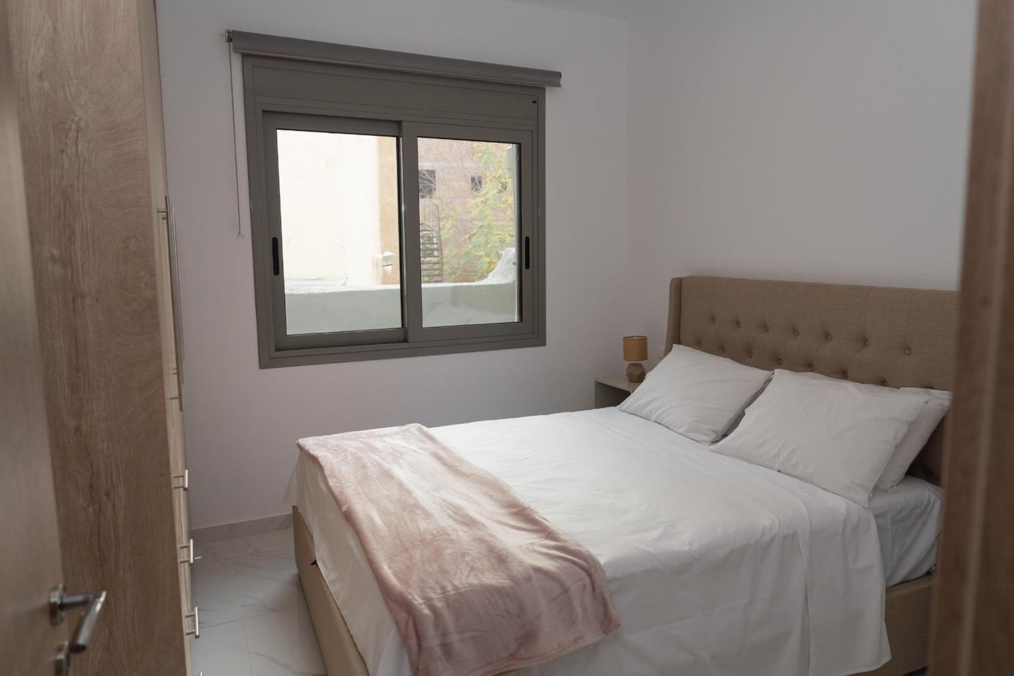 Rea Apartment Athena Bagian luar foto